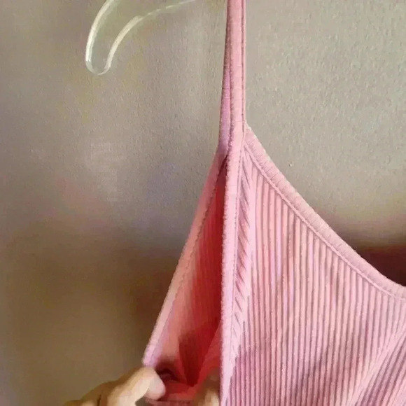 BRAND NEW CAPELLA Pink Women's Knee Length Dress Size Medium V Neck Stretchy - Picture 5 of 11